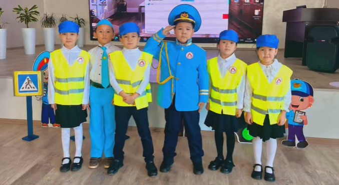 🚦📚 «Жолда жүру ережесі» атты байқау өтті!