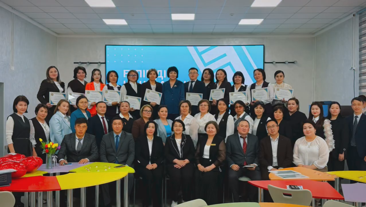 «Edu Upgrade: NextGen Leadership Lab» «Білімді көшбасшы — табысты мектеп кепілі» тақырыбында жас директорлар мен оқу-тәрбие орынбасарларына арналған инновациялық семинар-практикум өтті.